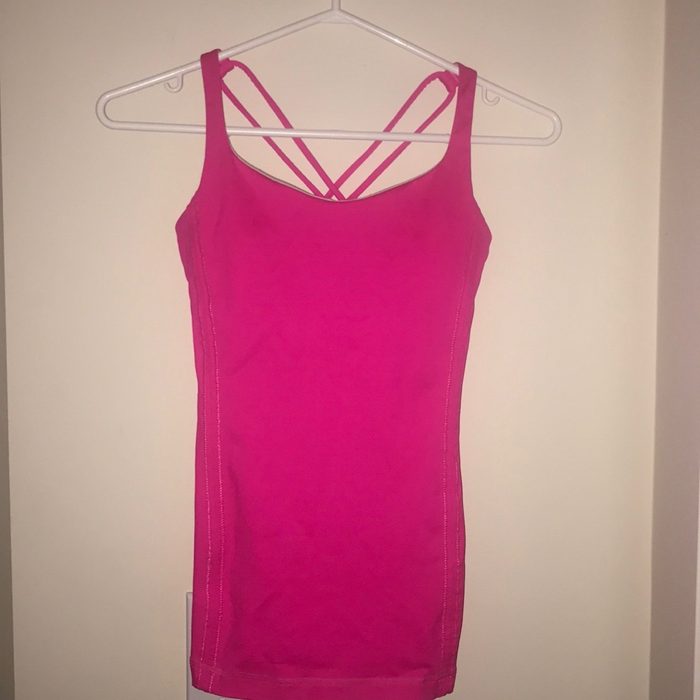Lululemon Free to Be tank